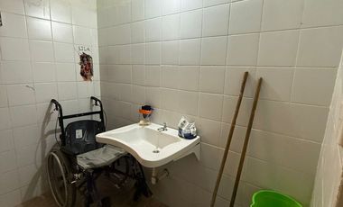 CASA A REFACCIONAR EN JOSE QUINTANA 3357