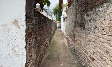 CASA A REFACCIONAR EN JOSE QUINTANA 3357