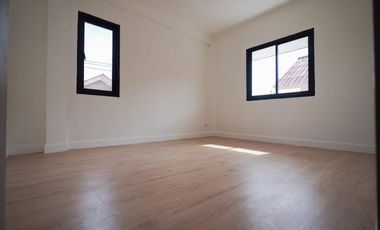 3 bedroom house Baan Pon