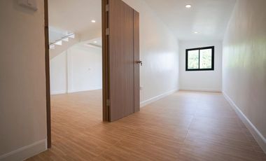 3 bedroom house Baan Pon