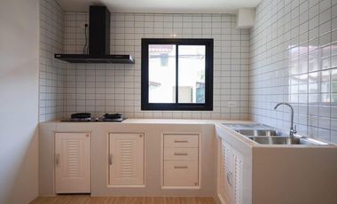 3 bedroom house Baan Pon