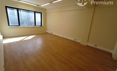 Oficina en Arriendo en Edificio Picarte