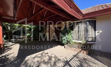 Casa en Venta en Casa Esquina 4D + Piscina + Estacionamiento 4 Vehículos – Quilamapu, Chillán