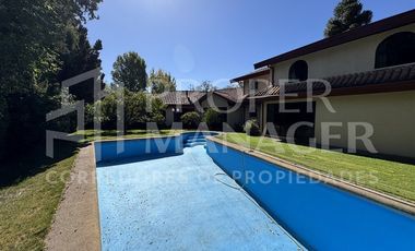 Casa en Venta en Casa Esquina 4D + Piscina + Estacionamiento 4 Vehículos – Quilamapu, Chillán