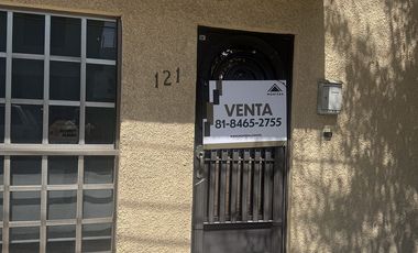 Casa venta colonia  Roble Norte,  con alberca