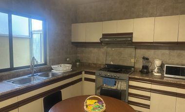 Casa venta colonia  Roble Norte,  con alberca