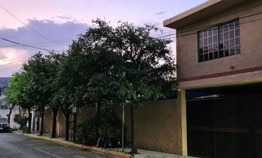 Casa venta colonia  Roble Norte,  con alberca