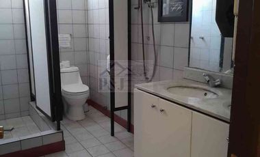 REBAJADA PROPIEDAD COMERCIAL CON TERRENO DE 402M2