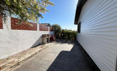 SE VENDE PROPIEDA REMODELADA EN CARTAGENA