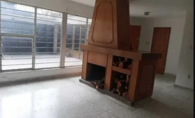 CASA PARA REMODELAR O CONSTRUIR DEPARTAMEMTOS