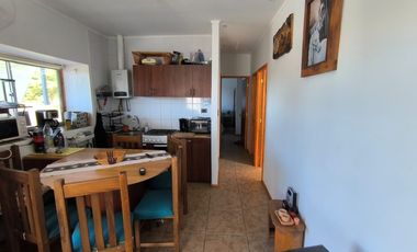VENTA DE CASA EN EL LAGO RAPEL