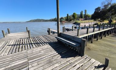 VENTA DE CASA EN EL LAGO RAPEL