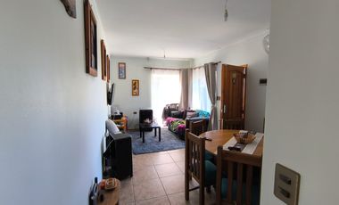 VENTA DE CASA EN EL LAGO RAPEL