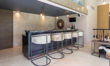 Preciosa casa en venta en Bosques de la Herradura