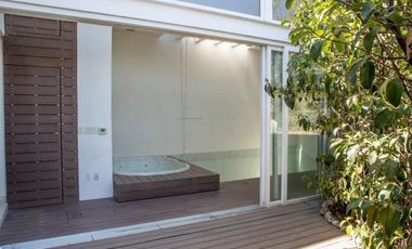 Preciosa casa en venta en Bosques de la Herradura