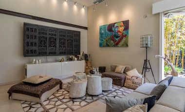 Preciosa casa en venta en Bosques de la Herradura