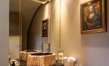 Preciosa casa en venta en Bosques de la Herradura