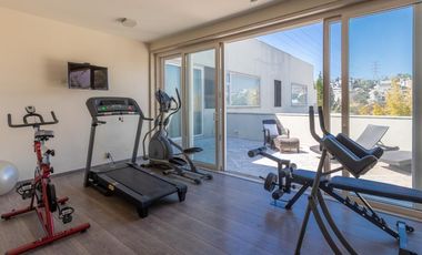 Preciosa casa en venta en Bosques de la Herradura