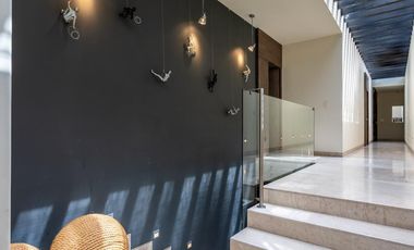 Preciosa casa en venta en Bosques de la Herradura