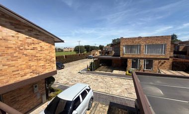 ARRIENDO de CASAS en MOSQUERA