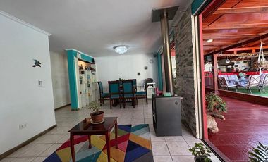 ¡Casa soñada en El Peñón, Las Vizcachas!