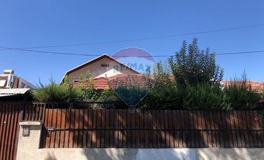 Hermosa casa en Ñuñoa: historia y modernidad