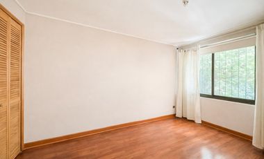 Casa en Las Condes 3D 2B 2E Gran jardín