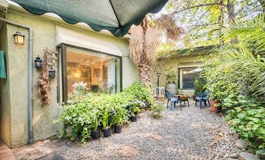 Casa en Las Condes 3D 2B 2E Gran jardín