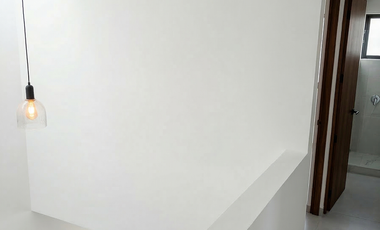 Diseño en Doble Altura y Ready para Auto Eléctrico