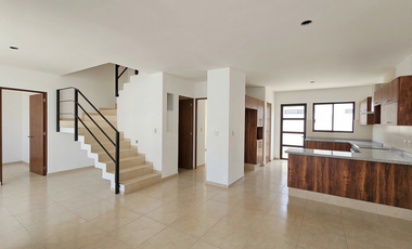 Casa Moderna en Mirador del Lago | 3 Niveles + Estudio | Gran Plusvalía