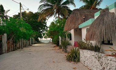 Propiedad de 5 departamentos, en venta, San Crisanto