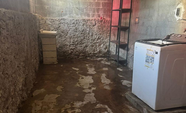 Casa en venta para remodelar a una cuadra de la Av. Itzaes