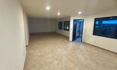 Local en Tejeda Av. Amsterdam