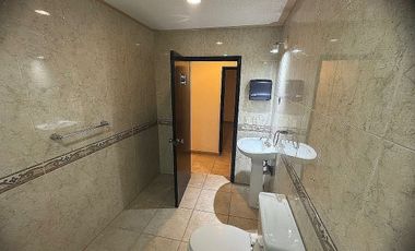 Local en Tejeda Av. Amsterdam