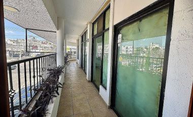 Local en Tejeda Av. Amsterdam