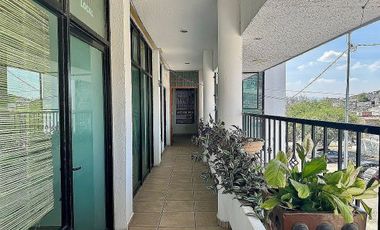 Local en Tejeda Av. Amsterdam