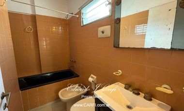 Casa en Castelar Sur