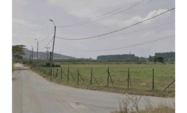 Lote NO INUNDABLE en CENCAR YUMBO tiene POT MIXTO