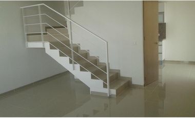 Casa Esquinera en Conjunto cerrado cerca a la playa - 060-