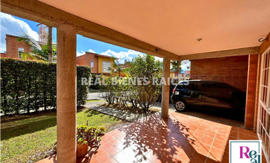 CASA EN ARRIENDO – CONJUNTO CERRADO $3.100.000