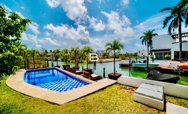 Isla Dorada  Casa en Venta con Muelle