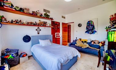 Isla Dorada  Casa en Venta con Muelle