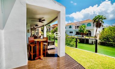 Isla Dorada  Casa en Venta con Muelle