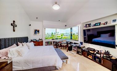 Isla Dorada  Casa en Venta con Muelle