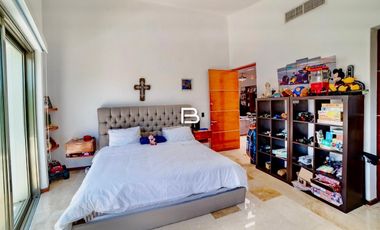 Isla Dorada  Casa en Venta con Muelle