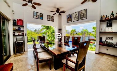 Isla Dorada  Casa en Venta con Muelle