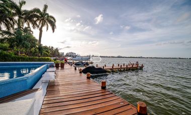 Casa Amueblada en Venta en Isla Dorada