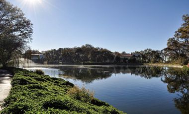 Residencia Sofía en El Cielo Country Club: Elegancia y Vida de Alto Nivel