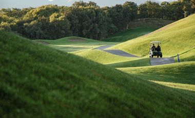 Residencia Sofía en El Cielo Country Club: Elegancia y Vida de Alto Nivel