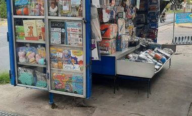 Venta de Fondo de Comercio " Puesto de Diario con Reparto"